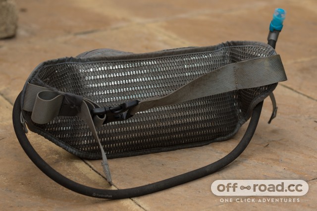 USWE Zulo 2 hydration belt review | off-road.cc